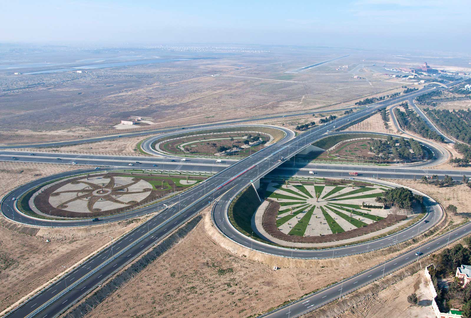 Pusula Mühendislik Projesi: Bakü Havalimanı Kavşak Projesi - Modern ve Etkileyici Yol Tasarımı